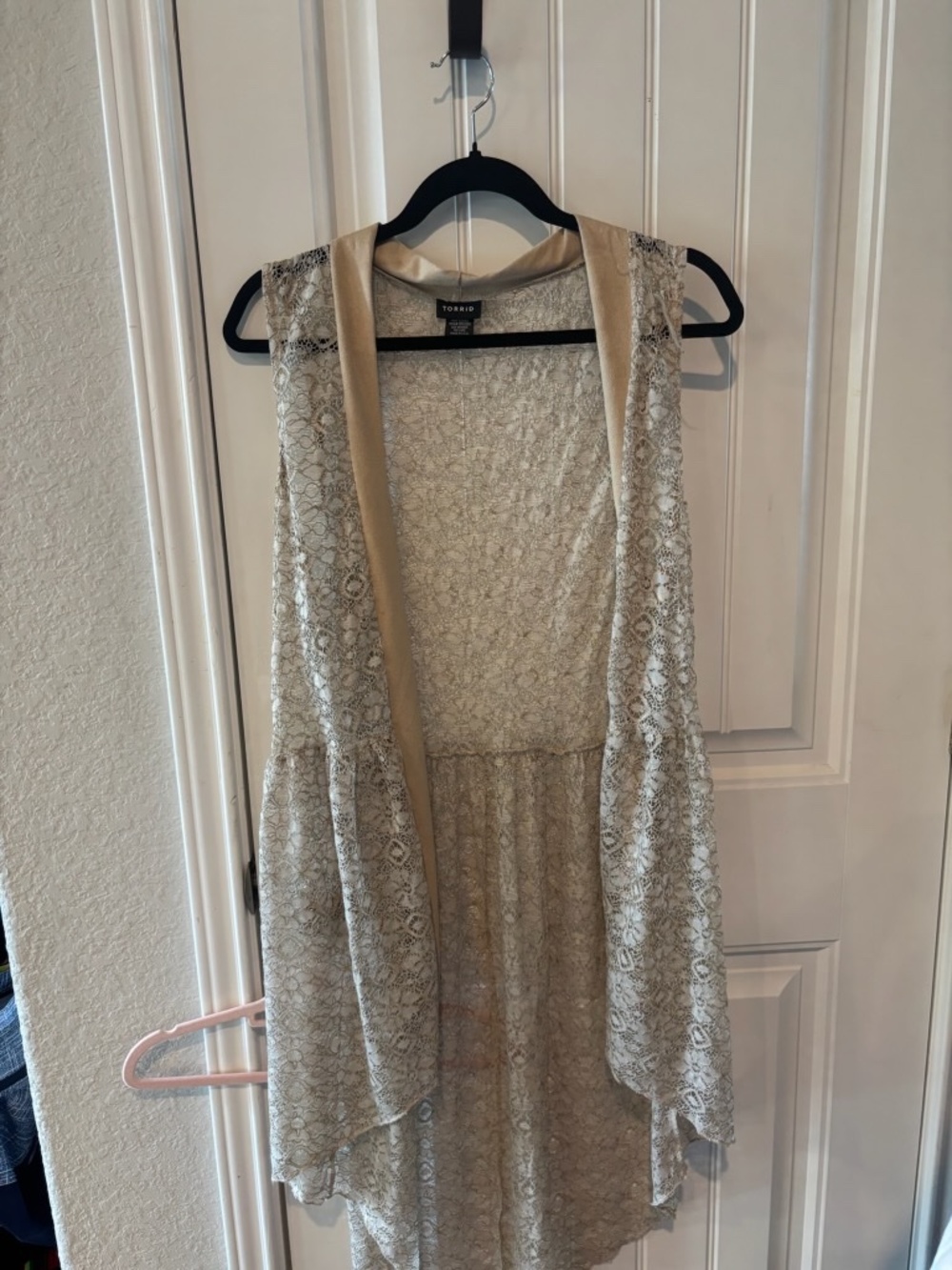 Lace dressy sleeveless cardigan